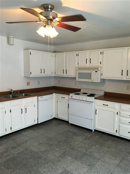 kitchen counters, Sharma Homes,Duplex Rental,Madison,WI