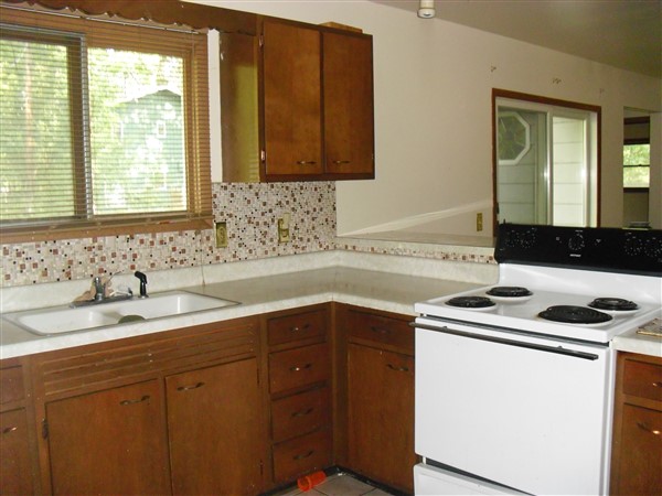 kitchen, Sharma Homes,Family Home Rental,Madison,WI