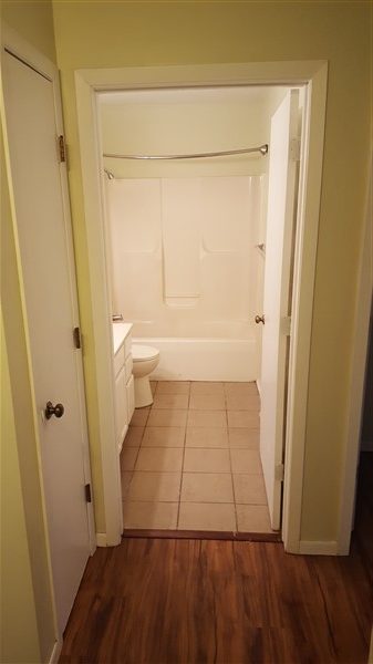 bathroom view, Sharma Homes,Townhome Rental,Madison,WI