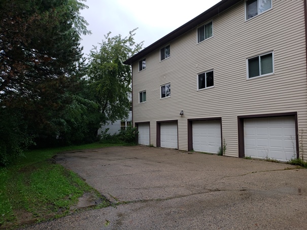 exterior garages, Sharma Homes,Apartment Rental,Madison,WI